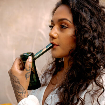 MARLEY-SMOKED-BUBBLER_W_Lifestyle
