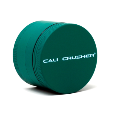 cali_crusher_Matte_4-piece_grinder_green_ccexpress